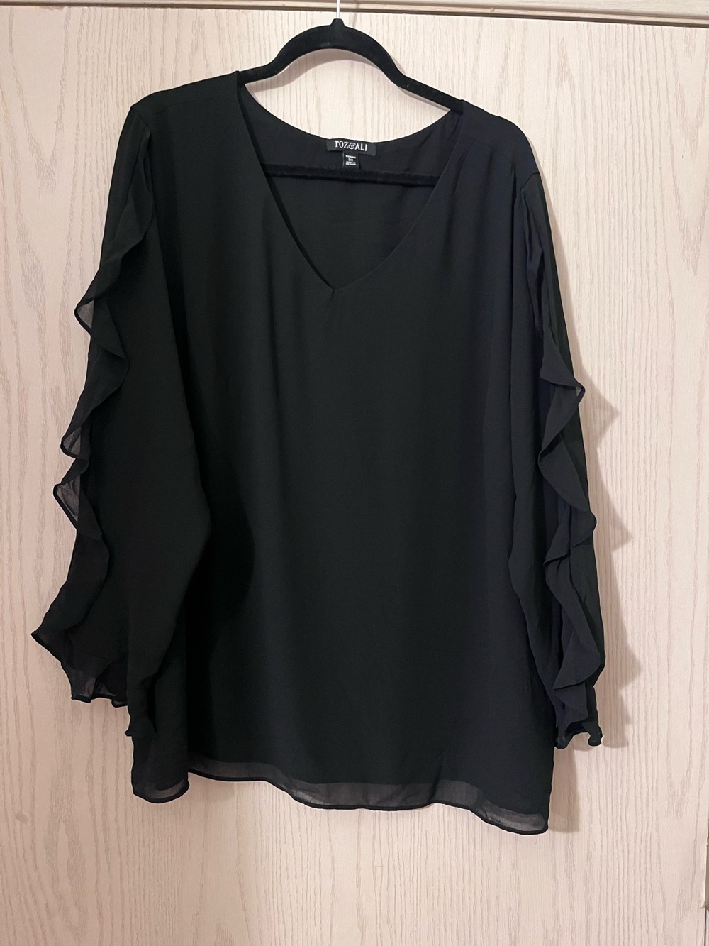 Roz and Ali Black Ruffle Sleeve V-Neck Blouse